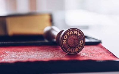 Key Differences Between A Notary Public and Lawyer